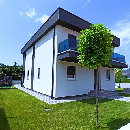 Vila Nikolina - Luxury Modern & Swimming Pool Vodnjan